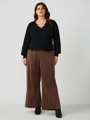 Knit V-neck Solid Long Sleeve Top Curve & Plus