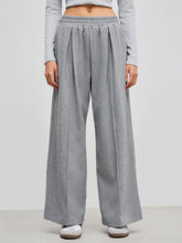 Mid Rise Solid Pocket Wide Leg Trousers