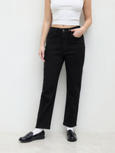 The Tapered - Cropped