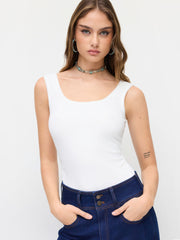 Scoop Neckline Ruched Backless Bodysuit