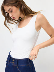Scoop Neckline Ruched Backless Bodysuit