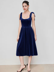 Velvet Scoop Neckline Solid Knotted Midi Dress