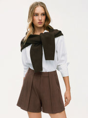 Mid Rise Zipper Pleated Shorts