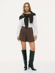 Mid Rise Zipper Pleated Shorts