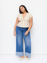 100% Cotton Floral V-neck Crop Blouse Curve & Plus