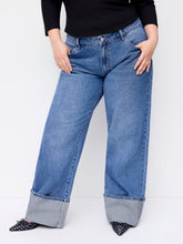 Mid-Rise Straight Leg w/ Foldover Cuff Curve & Plus