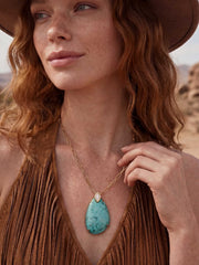 Majestic Stone Pendant Necklace