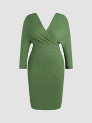 Knit Solid V-neck Midi Dress Curve & Plus