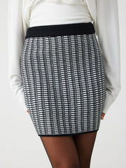 Middle Waist Stripe Knitted Mini Skirt