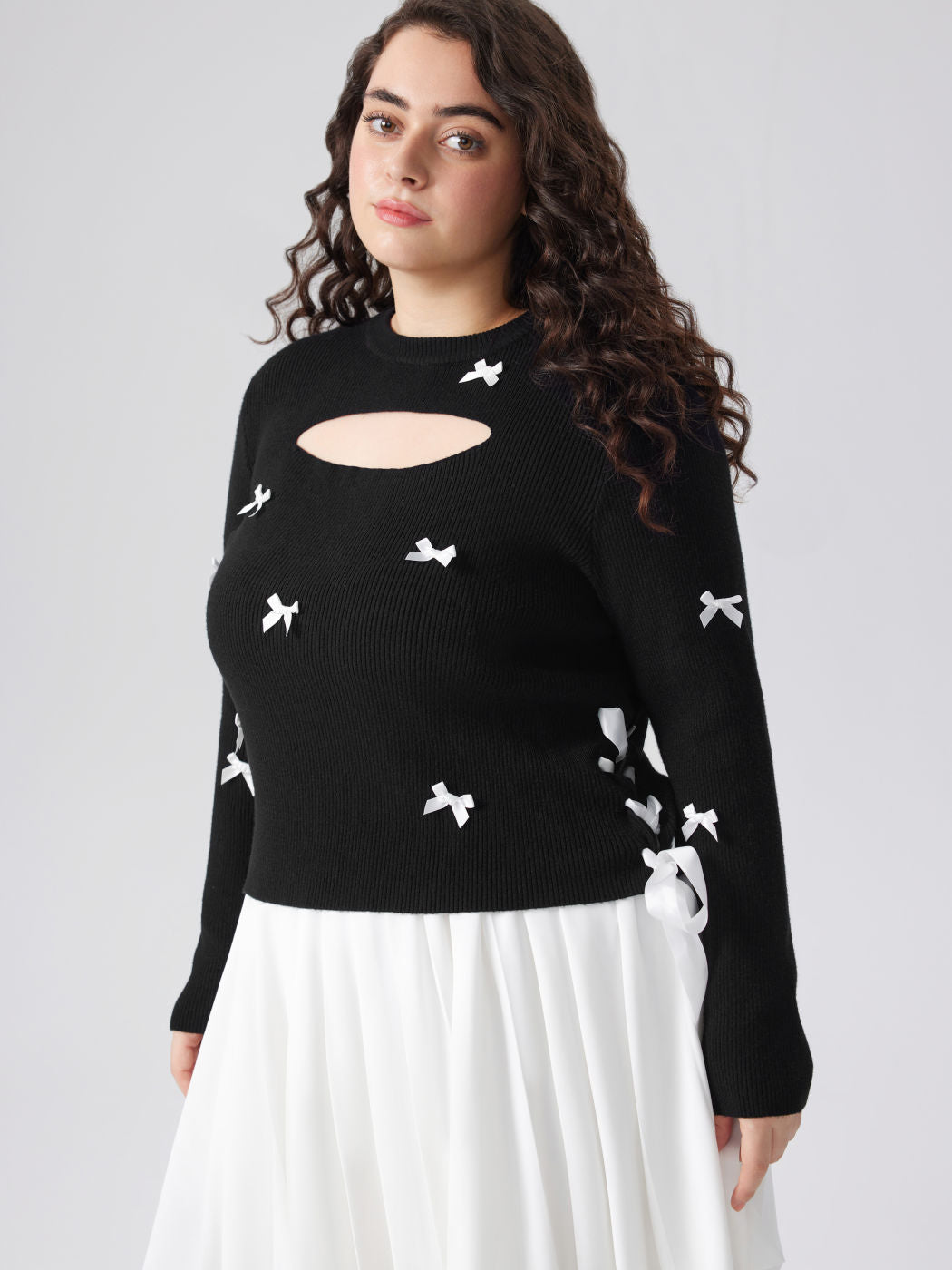 Knit Round Neckline Bowknot Cut Out Long Sleeve Top Curve & Plus