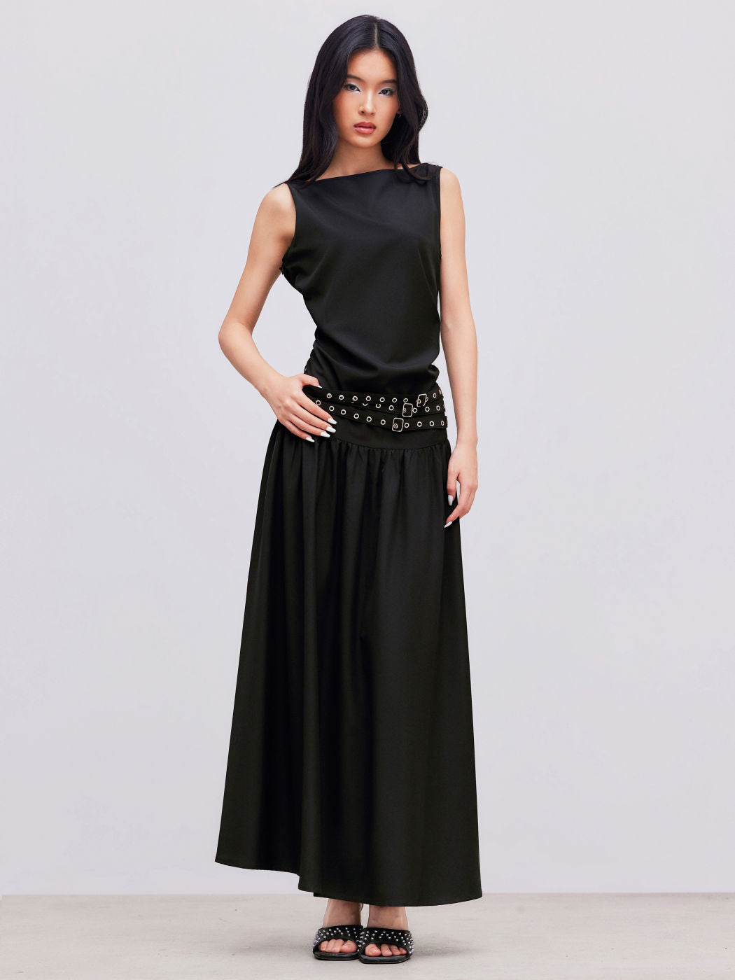 Woven Boat Neck Sleeveless Maxi Dress With Belt
