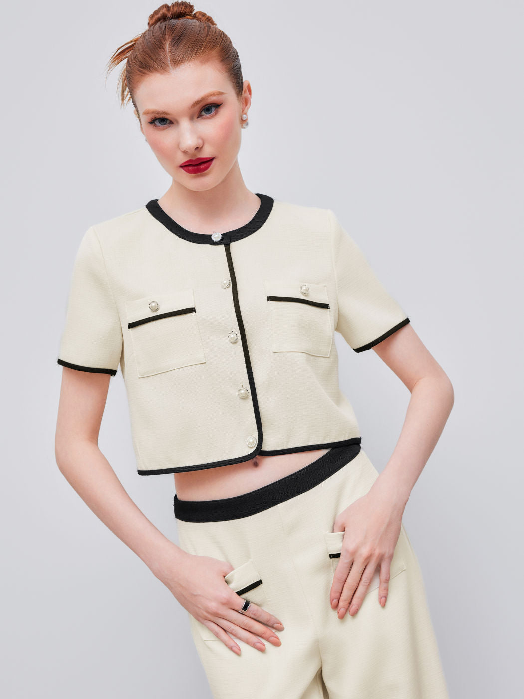Woven Round Neckline Contrasting Binding Pearl Button Crop Short Sleeve Top
