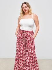 Woven Square Neck Solid Ruched Crop Top & Mid Rise Floral Knotted Wide Leg Trousers Curve & Plus