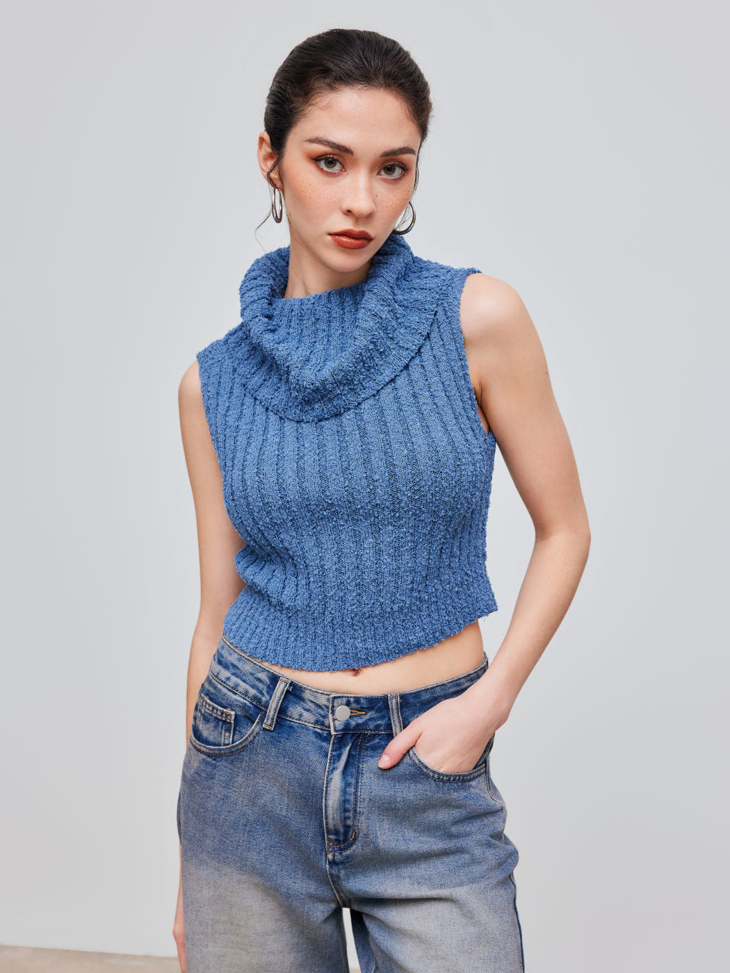 Knit High Neck Solid Rib Crop Vest