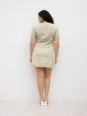 Jacquard Round Neckline Floral Top Curve & Plus