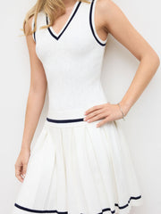Cable Knit V-neck Pleated Contrasting Binding Mini Dress