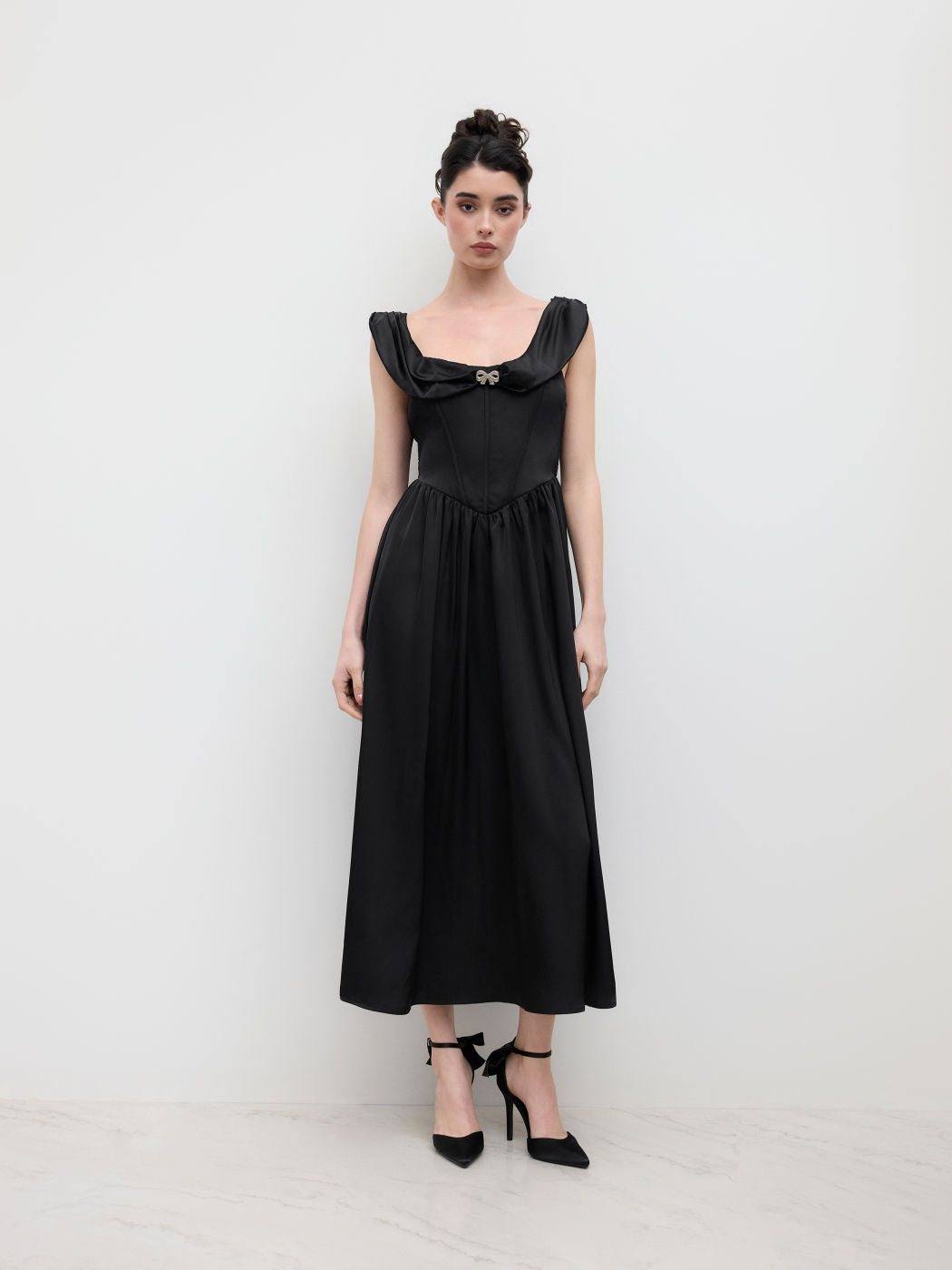 Square Neck Rhinestone Bowknot Corset Ruffle Maxi Dress