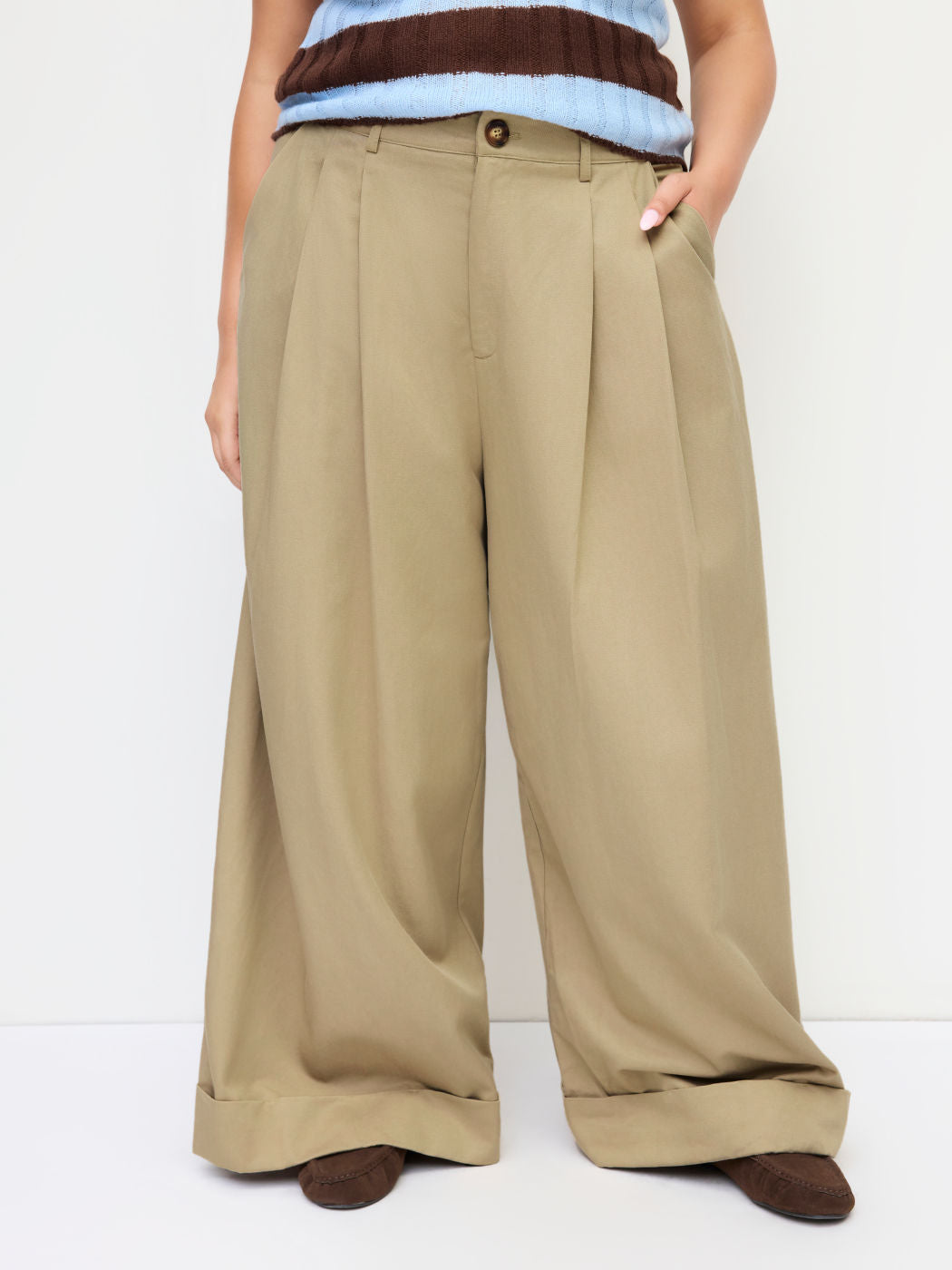 Cotton-blend Low Rise Pleated Roll Hem Wide Leg Trousers Curve & Plus