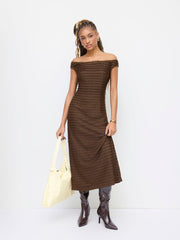 Off-shoulder Texture Lettuce Trim Maxi Dress