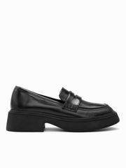 ROUND TOE CHUNKY HEELED LOAFERS