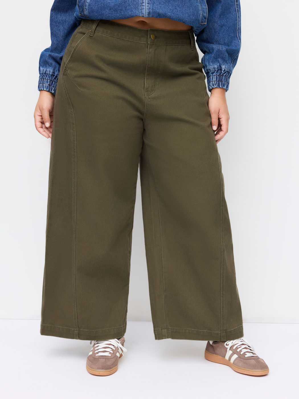 Cider Denim Low Rise Wide Leg Jeans Curve & Plus