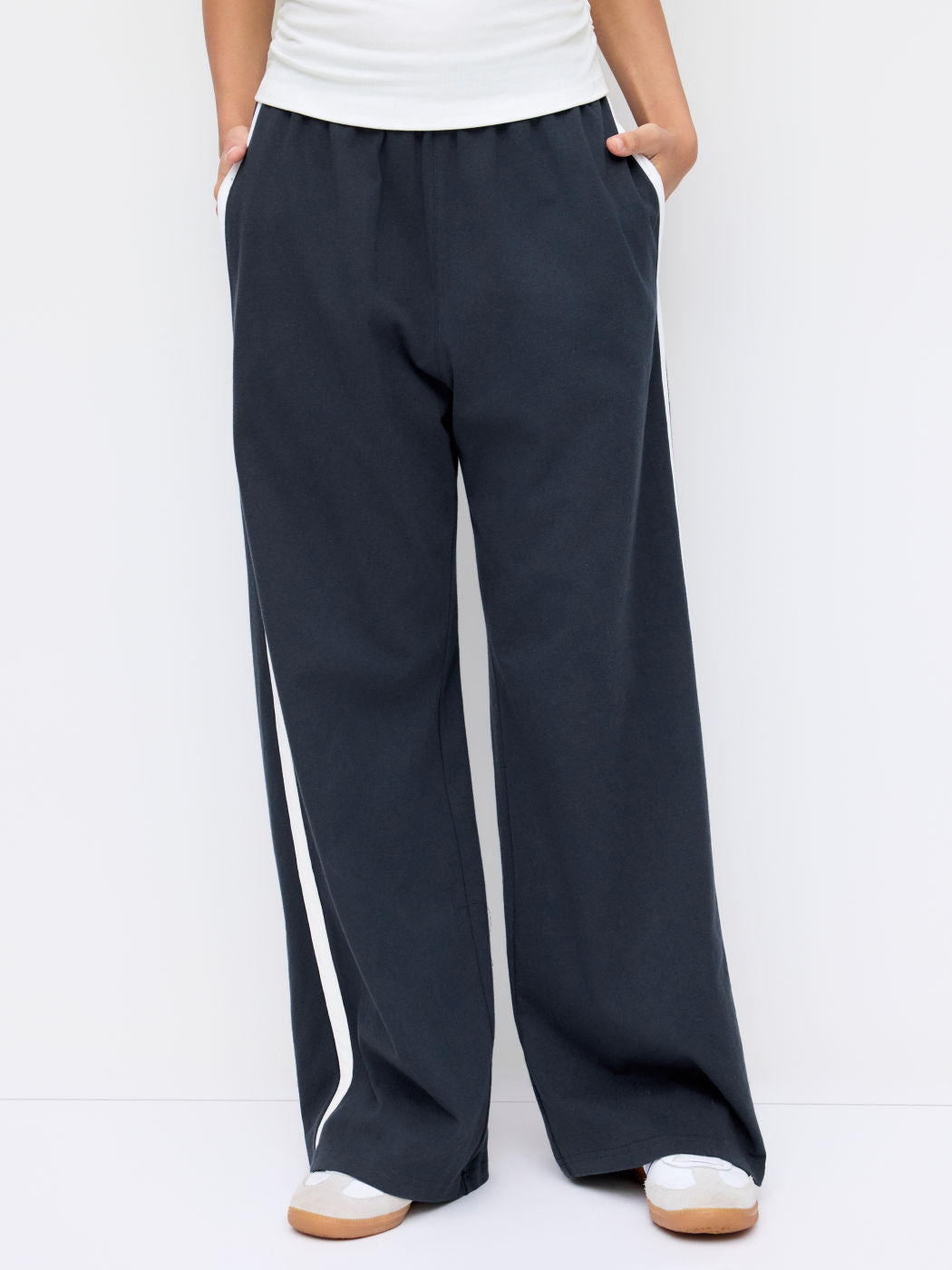 100% Cotton Mid Rise Colorblock Straight Leg Trousers