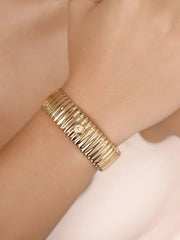 Ribbed Crystal Cuff